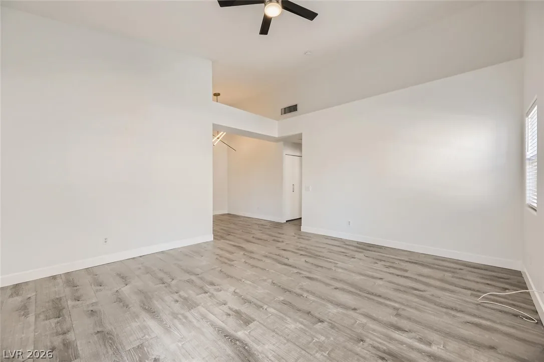 2153 Jasper Bluff Street 201 — photo 4