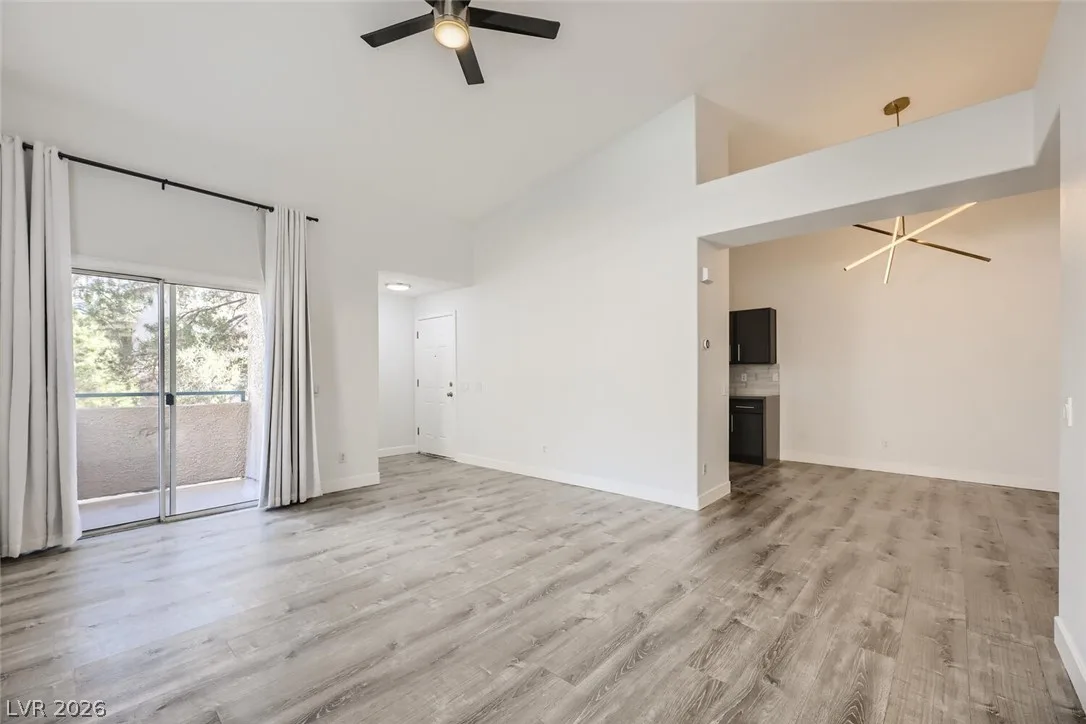 2153 Jasper Bluff Street 201 — photo 5