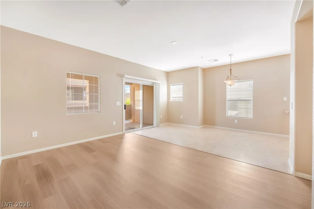 7660 West Eldorado Lane 222 — photo 5