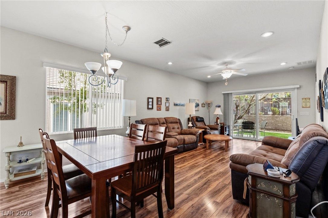 2544 Sirius Star Street — photo 4 of 33