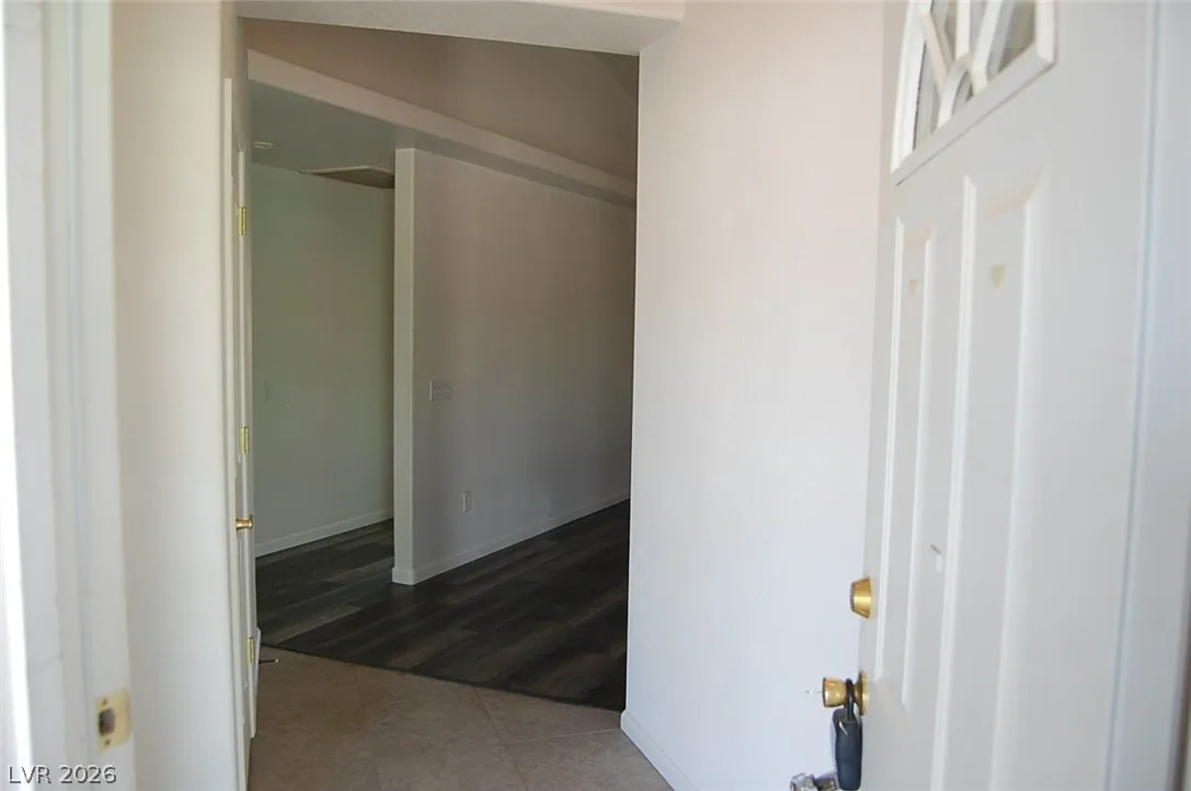 4911 East Ridgewood Drive — photo 3