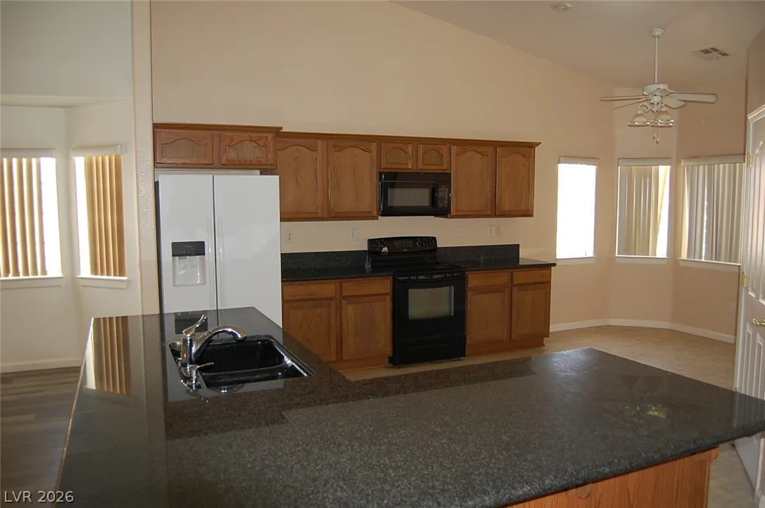4911 East Ridgewood Drive — photo 5