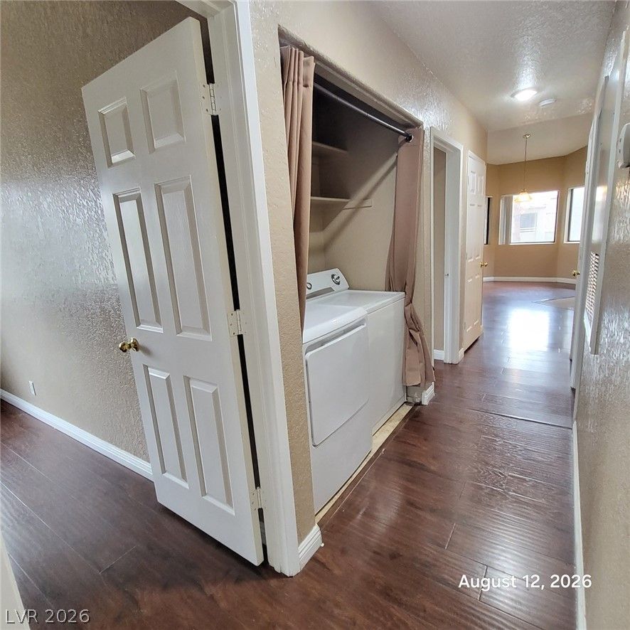 5044 South Rainbow Boulevard 206 — photo 4