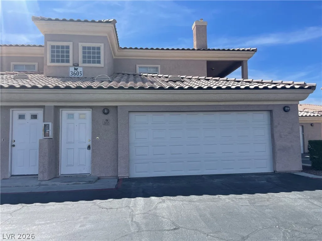 3605 Spanish Butterfly Street 202 — photo 2