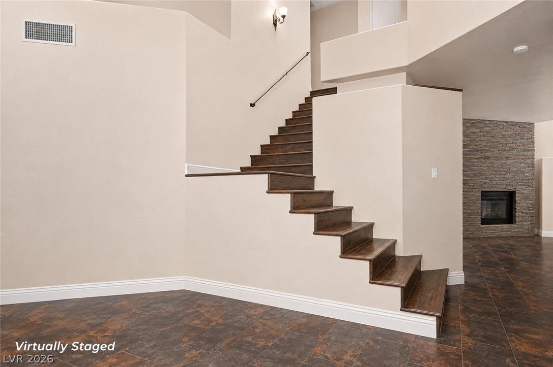 10105 Cardinal View Place — photo 4 of 33