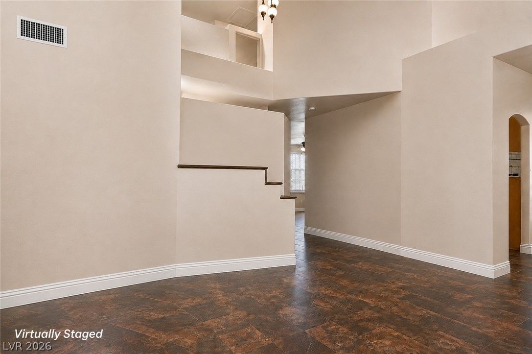 10105 Cardinal View Place — photo 5 of 33