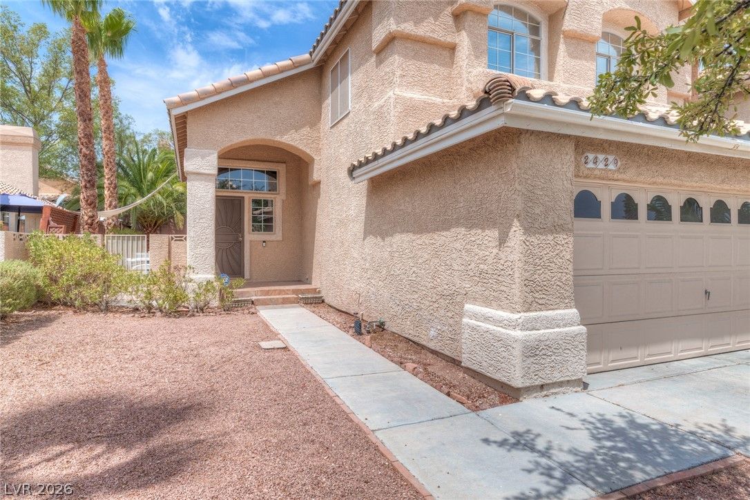 2429 Twin Flower Circle — photo 2