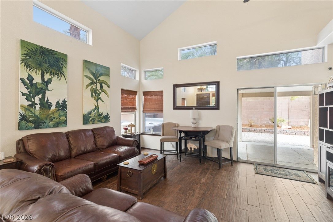 2429 Twin Flower Circle — photo 4
