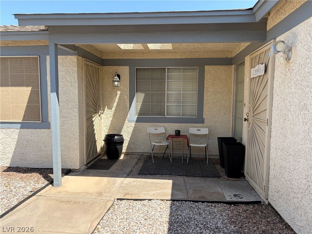4021 Dale Evans Drive — photo 2 of 32