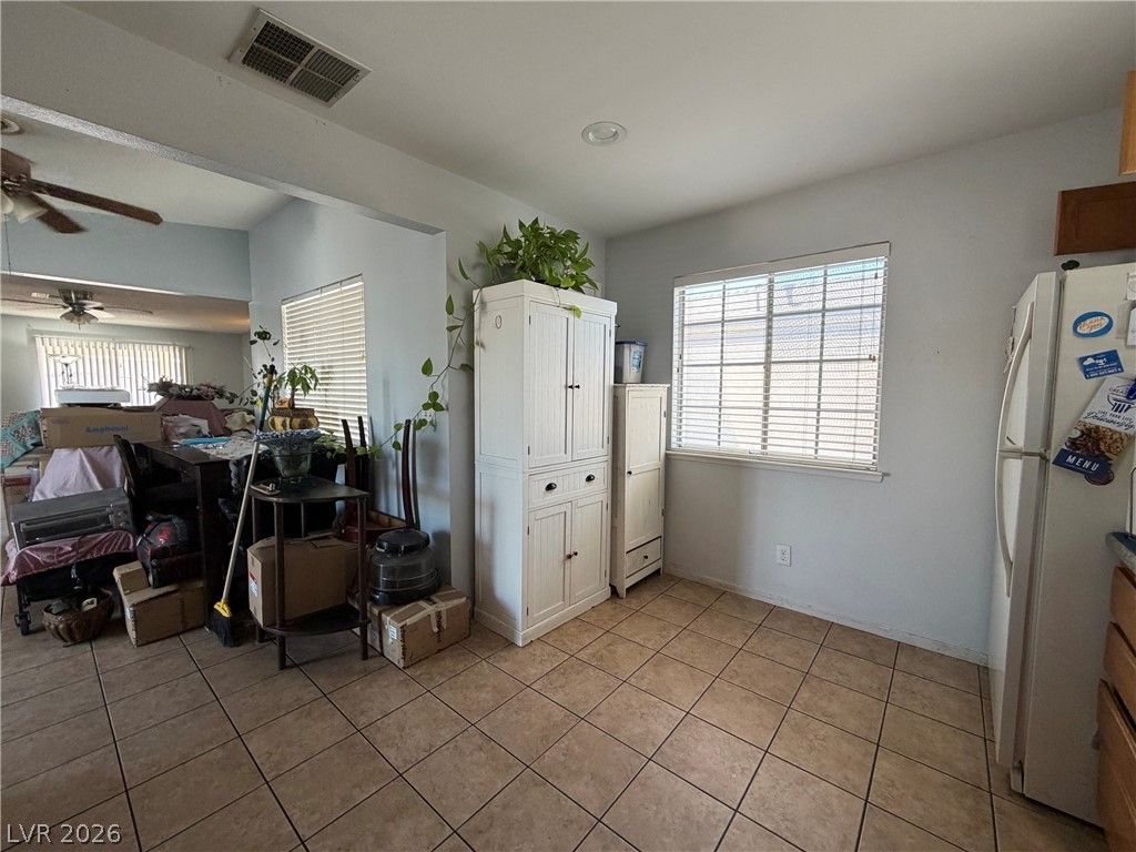 4021 Dale Evans Drive — photo 5 of 32