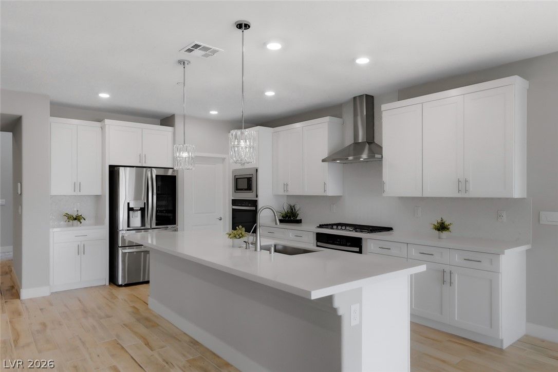 445 Winter Dove Avenue — photo 3
