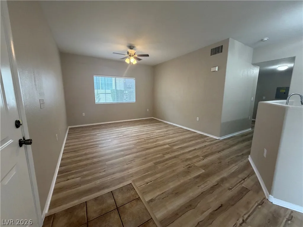 9303 GILCREASE Avenue 1250 — photo 3