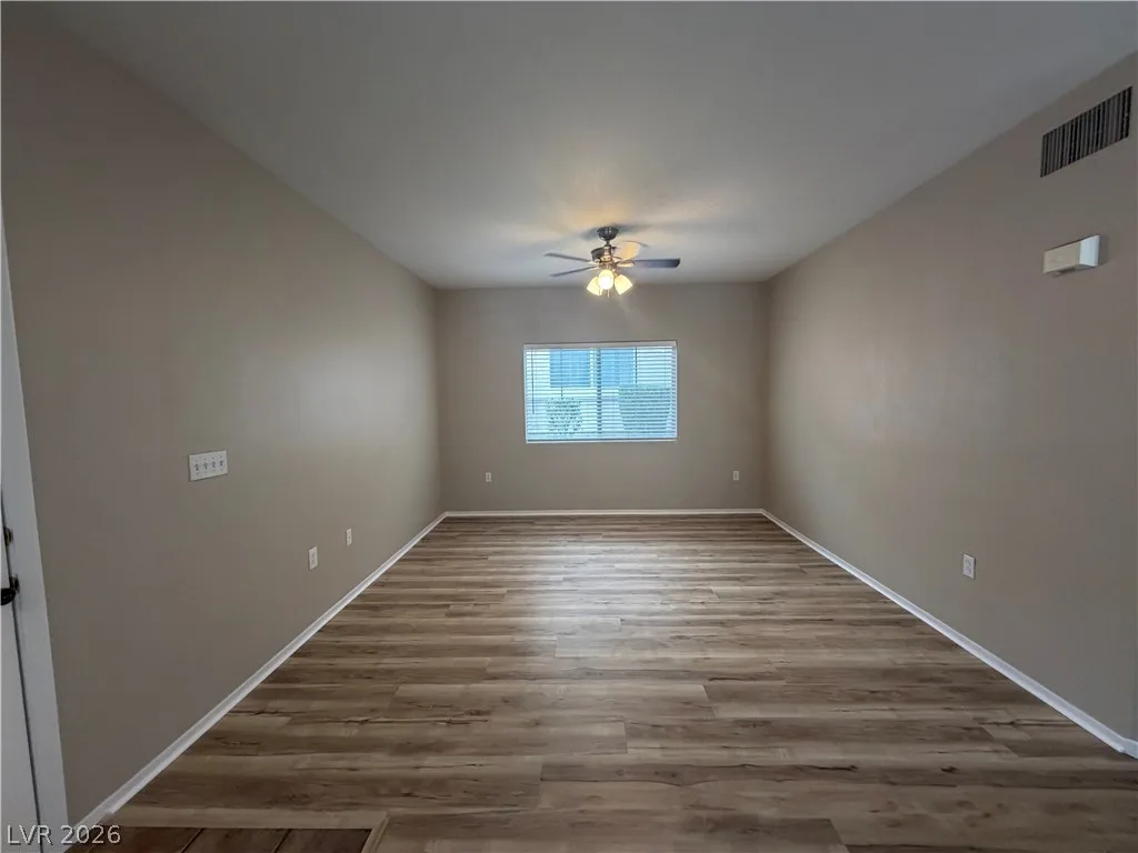9303 GILCREASE Avenue 1250 — photo 4