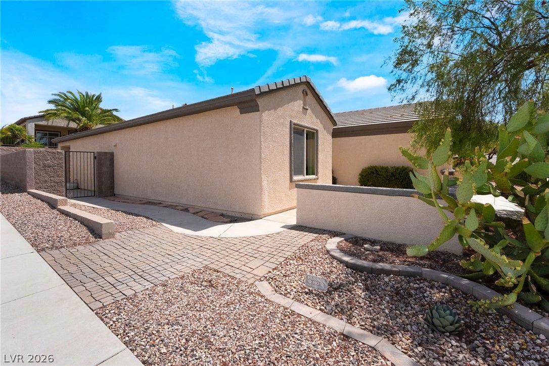 2310 Garnet Star Street — photo 4