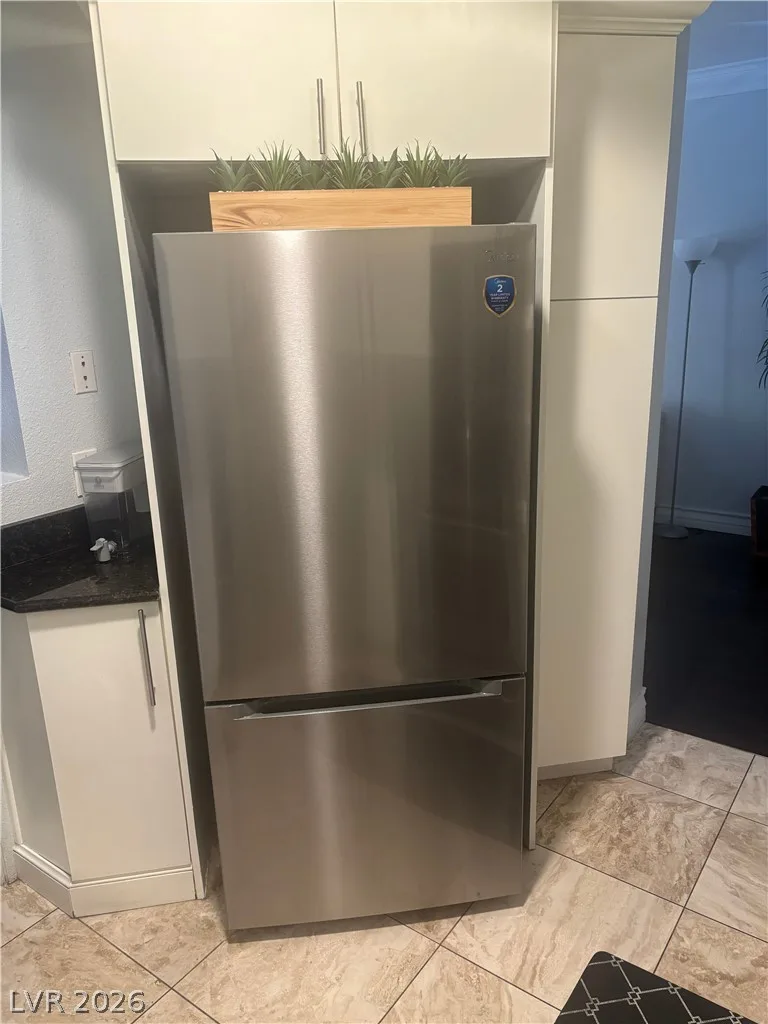 260 FLAMINGO Road 109 — photo 3 of 11