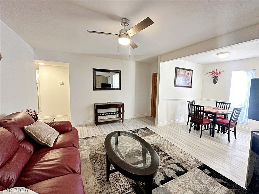 1405 Vegas Valley Drive 206 — photo 5
