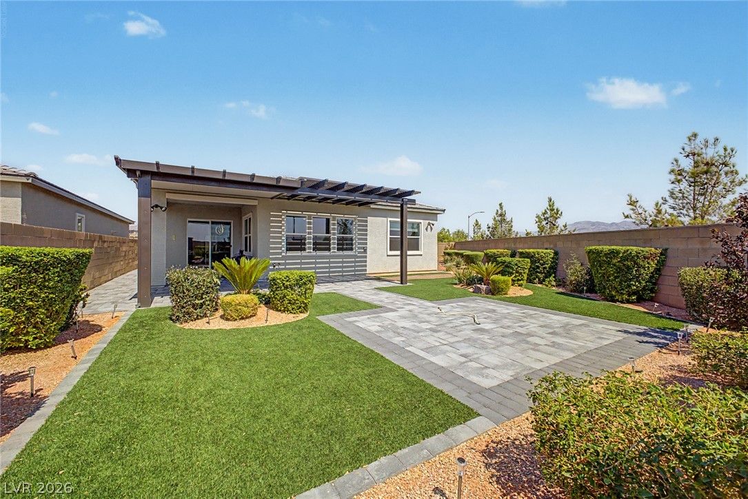 8920 Skye Canyon Ranch Street — photo 3