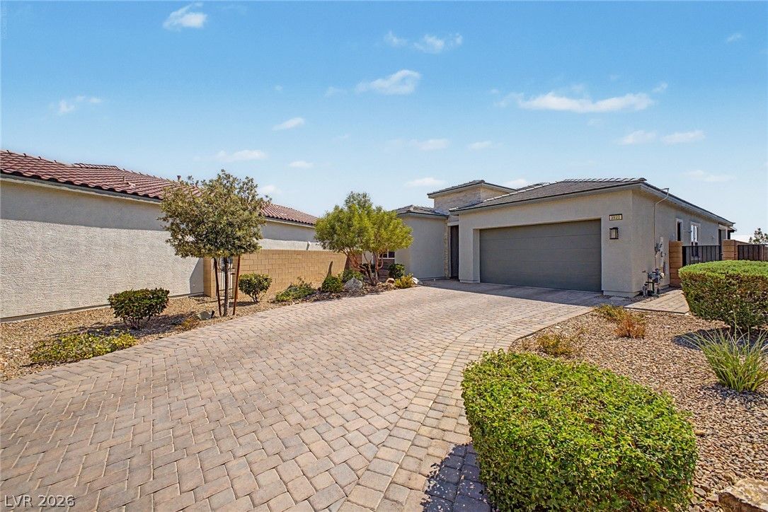 8920 Skye Canyon Ranch Street — photo 4