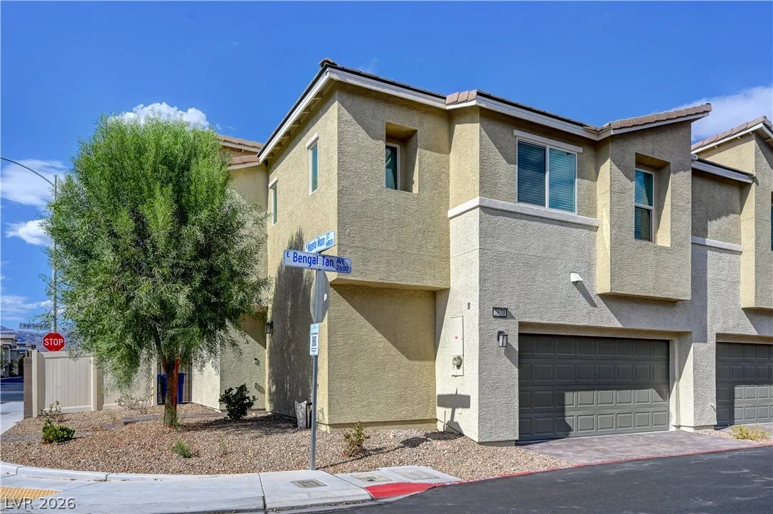 2670 Bengal Tan Avenue — photo 3