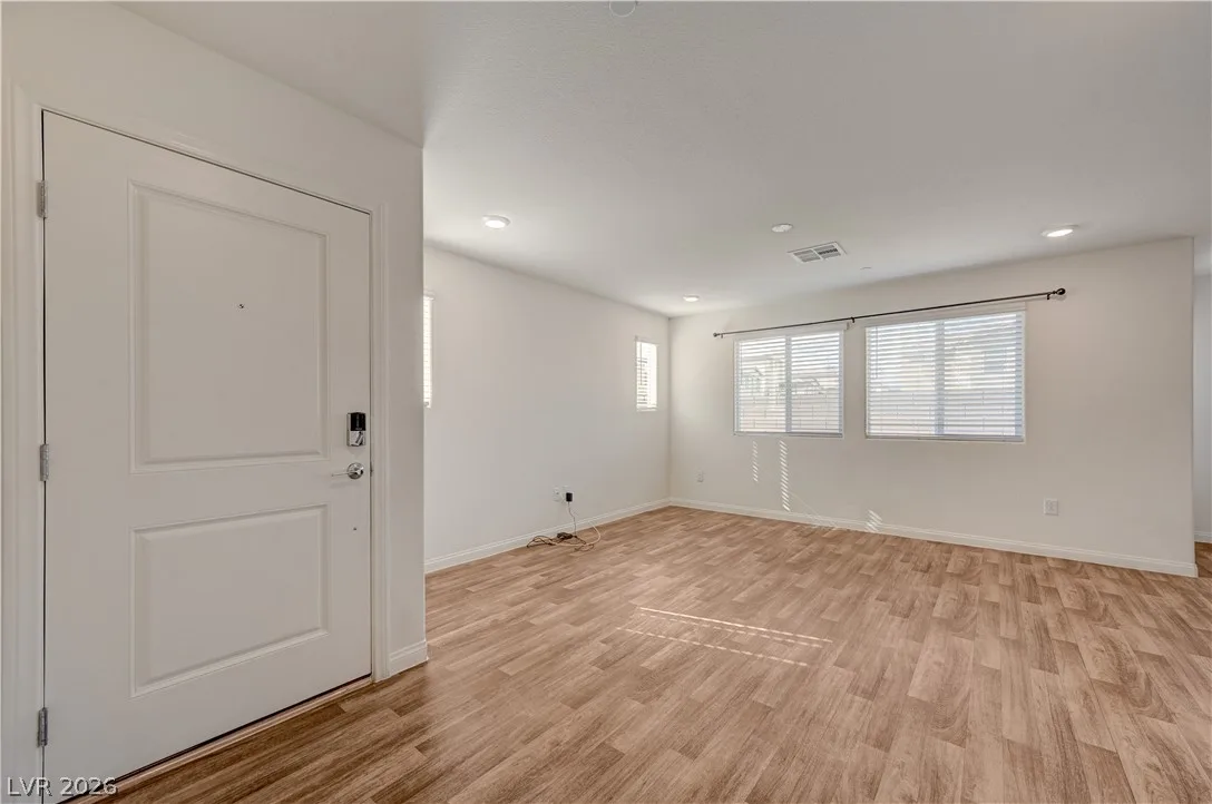 2670 Bengal Tan Avenue — photo 5