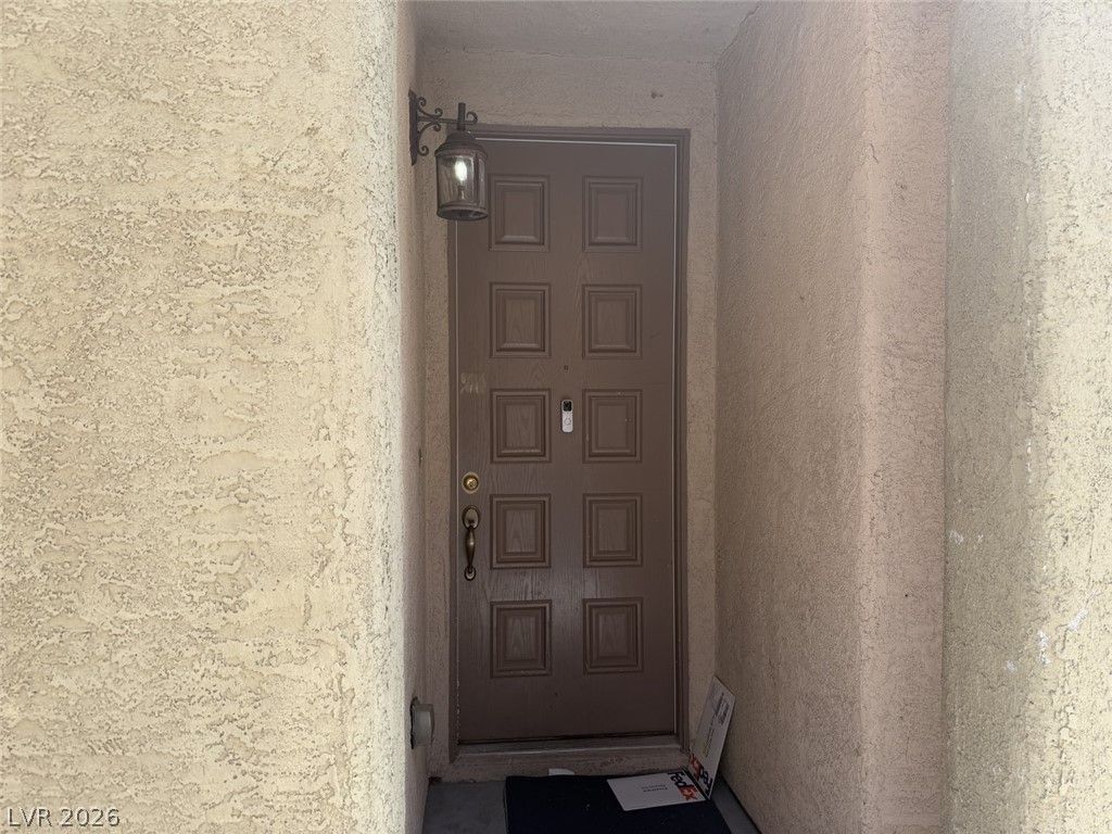 9830 Hanover Grove Avenue — photo 5