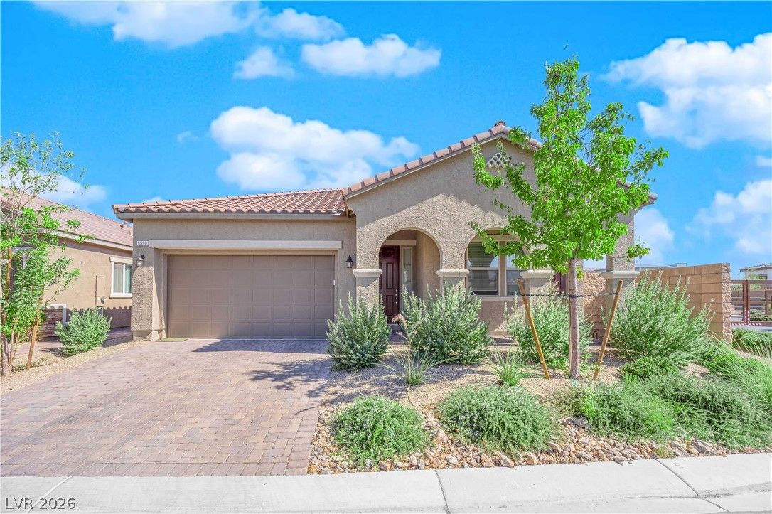 9590 Smiley Creek Street — photo 2