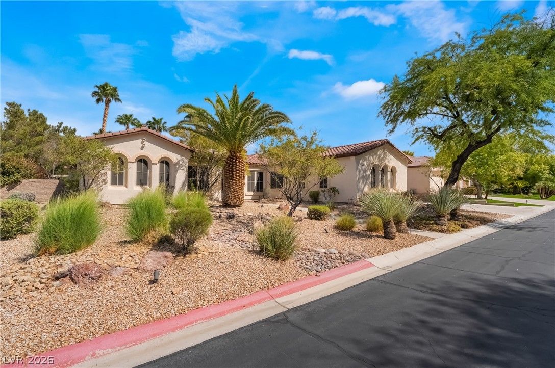 10610 Fairfield Avenue — photo 3