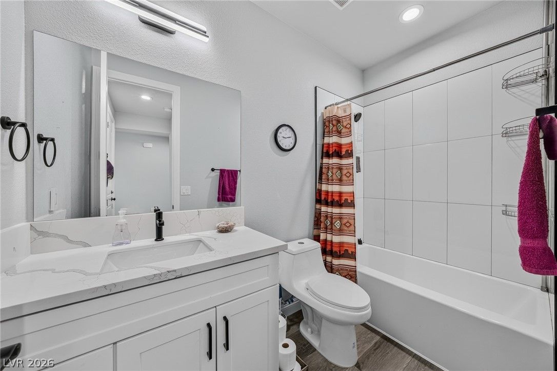 6930 Sandpebble Street — photo 3