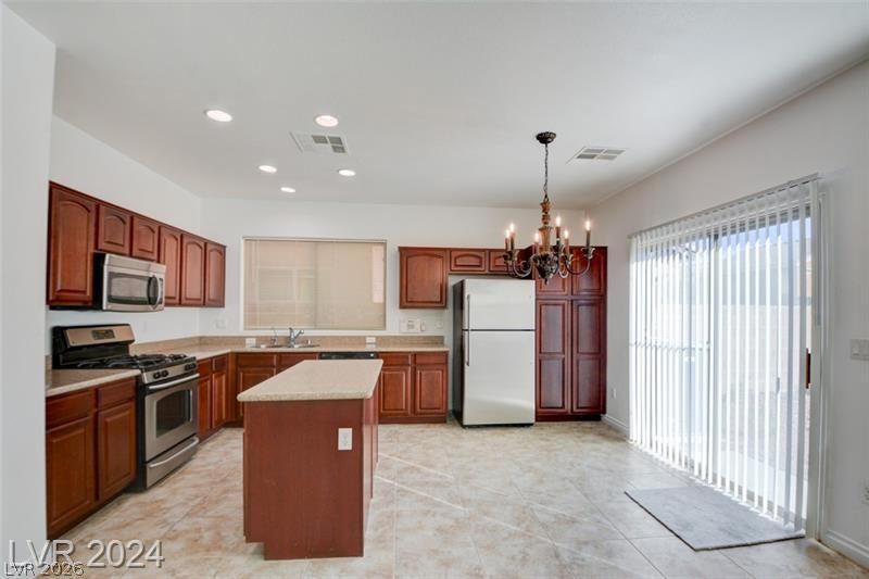 4736 Killington Street — photo 2 of 25