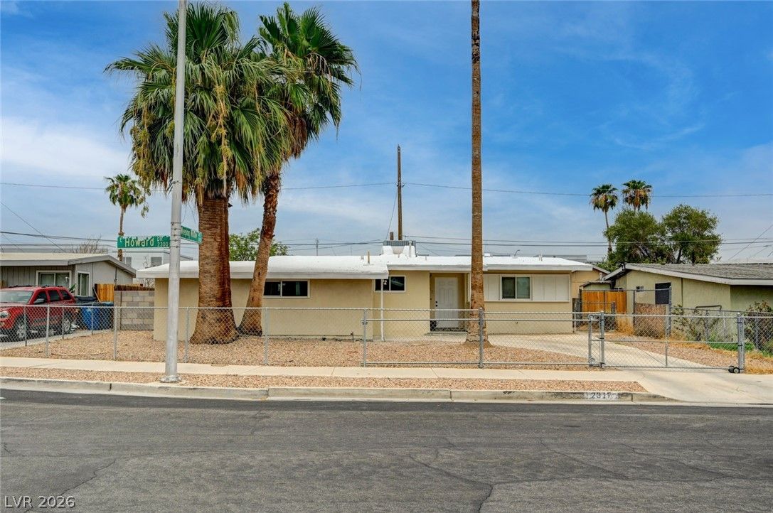 2317 Howard Drive — photo 4