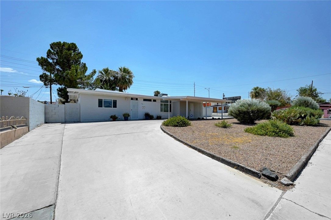 1516 SAN PEDRO Avenue — photo 3