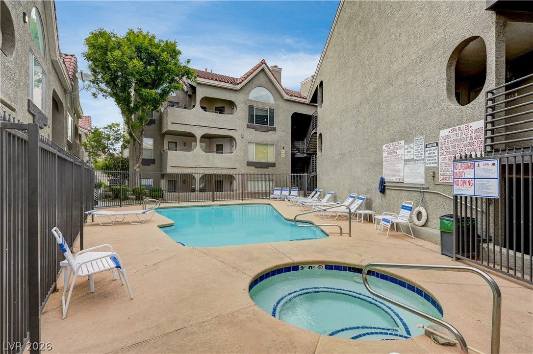 701 Capri Drive 13B — photo 2 of 40