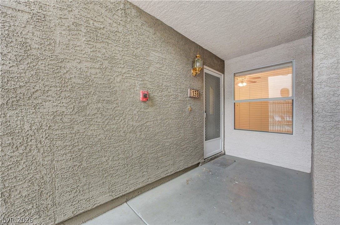 701 Capri Drive 13B — photo 5 of 40