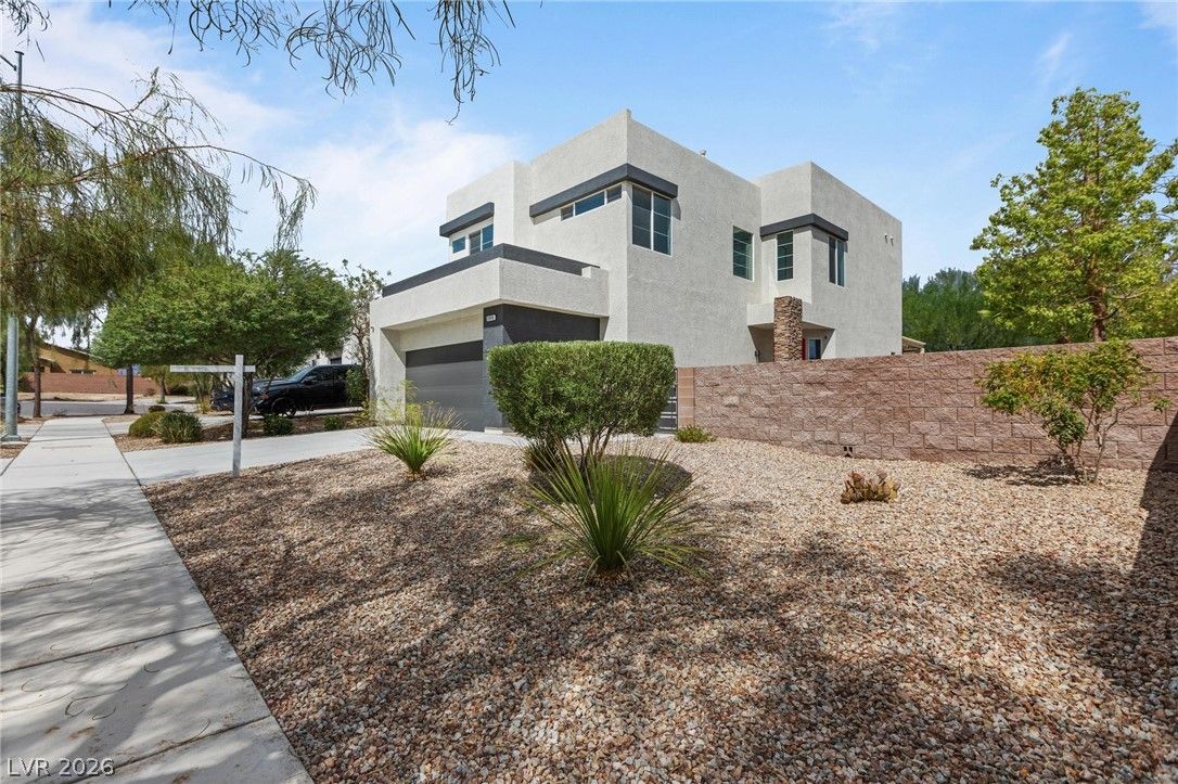 5008 Cassia Tree Court — photo 2 of 43