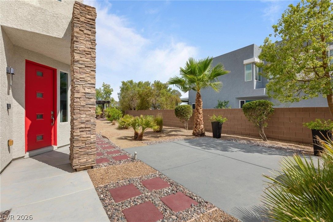 5008 Cassia Tree Court — photo 4 of 43