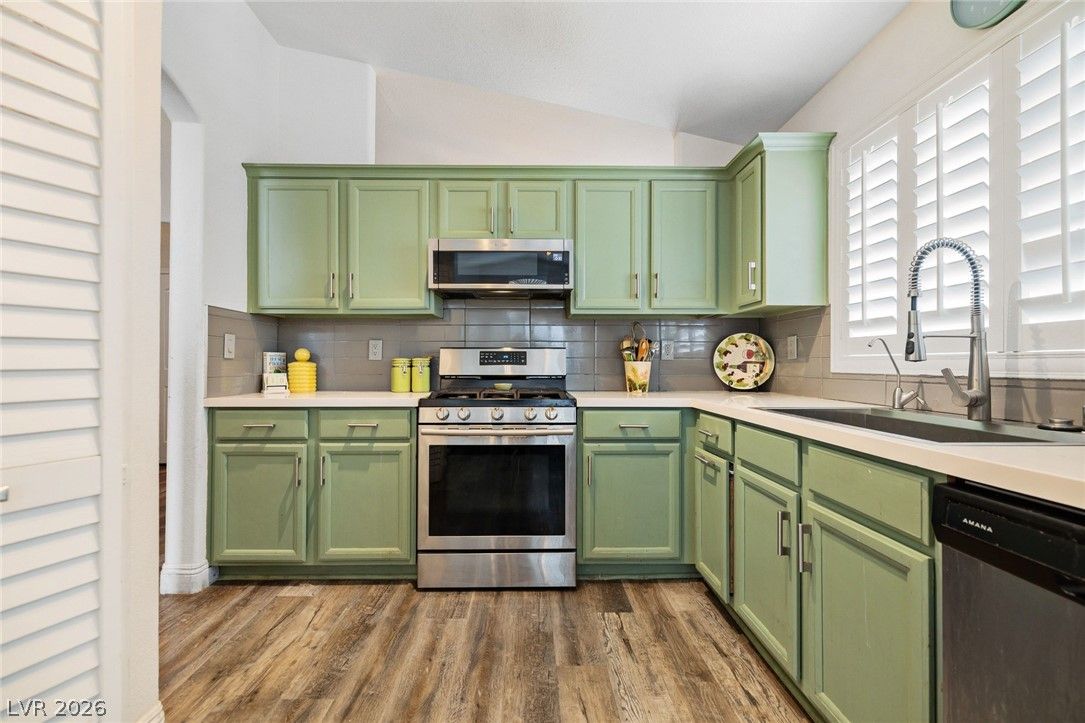 209 Sandpiper Village Way — photo 3 of 38