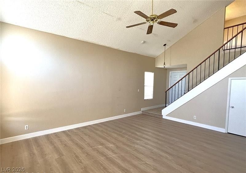 7013 BROWN DERBY Circle 0 — photo 2