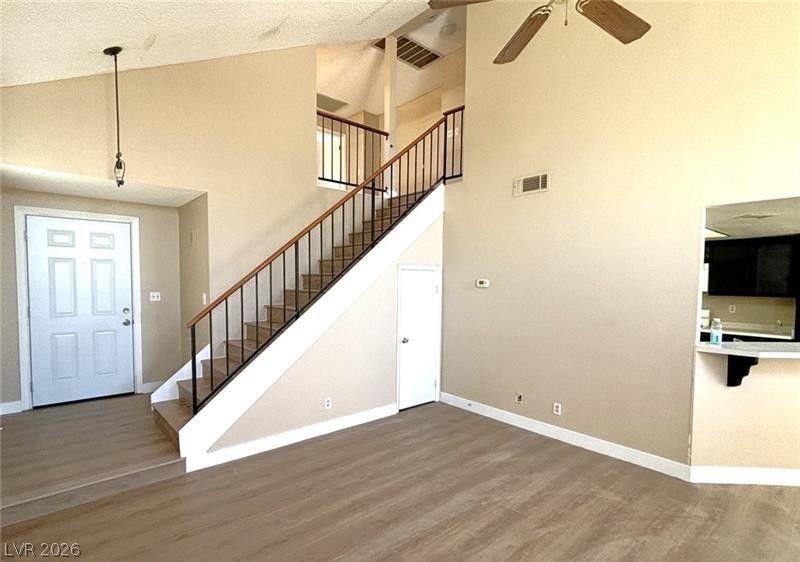 7013 BROWN DERBY Circle 0 — photo 4
