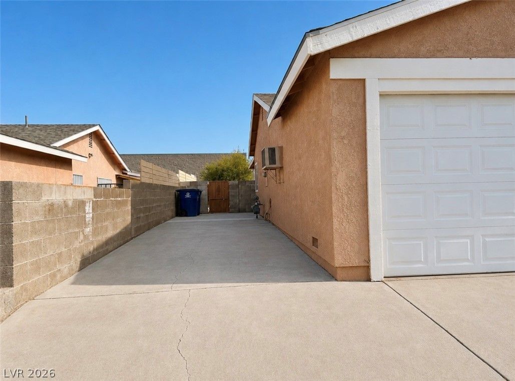 7121 Pleasant View Avenue — photo 3