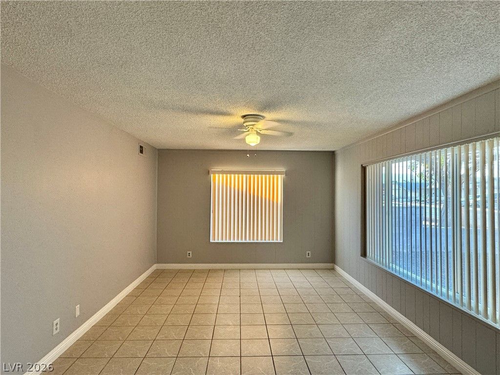 7121 Pleasant View Avenue — photo 5