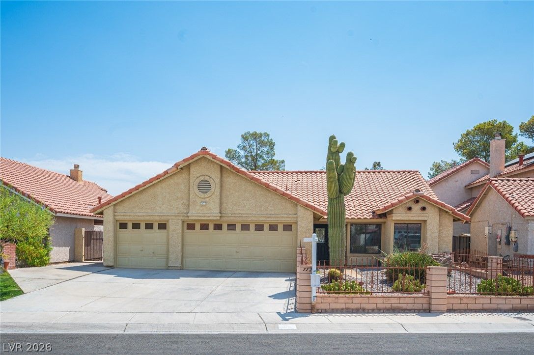 112 Brazilnut Court — photo 1