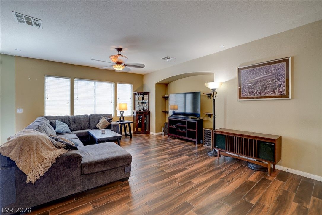 9831 Twin Mill Street — photo 3