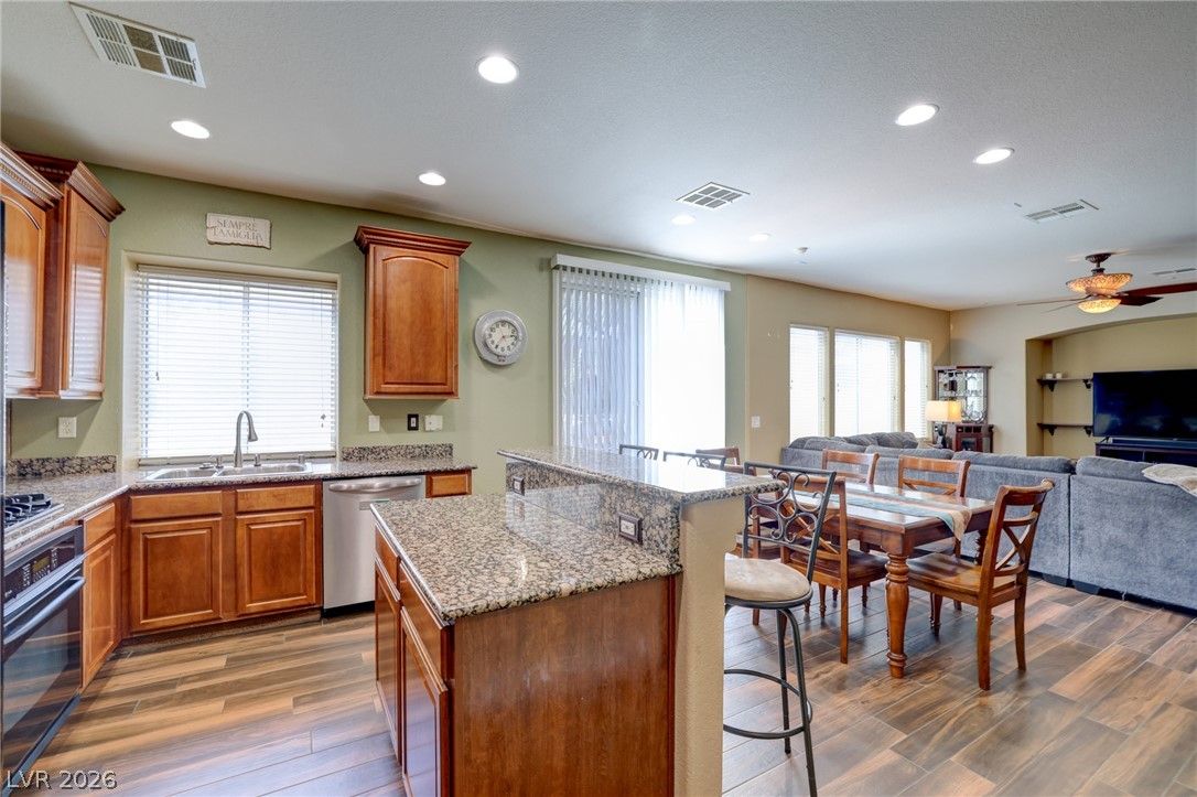 9831 Twin Mill Street — photo 5