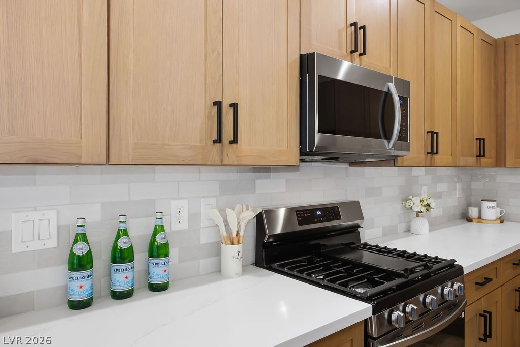 2251 Bildad Drive — photo 4 of 32