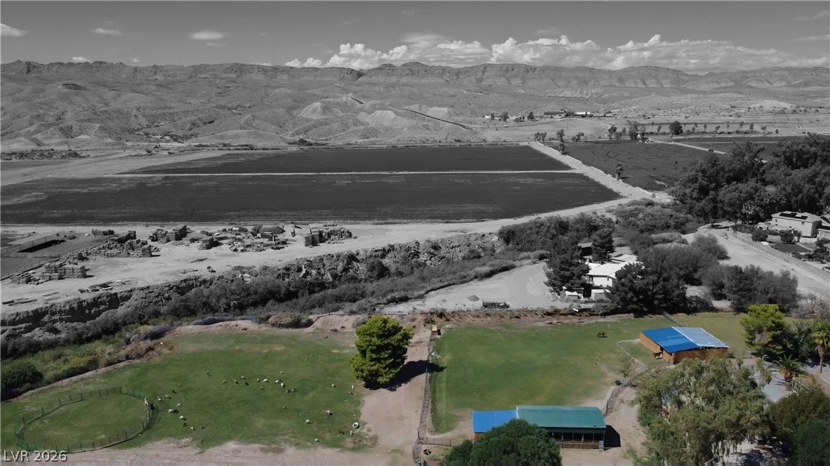 2025 Whipple Avenue — photo 2