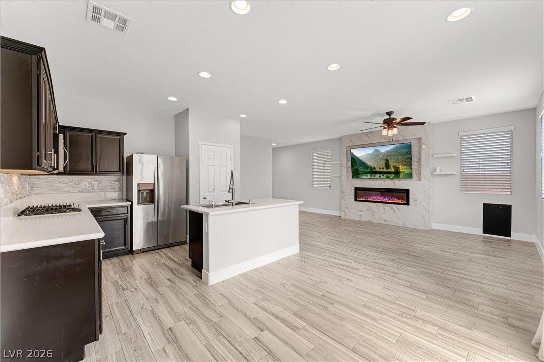 8287 Nebula Cloud Avenue — photo 4