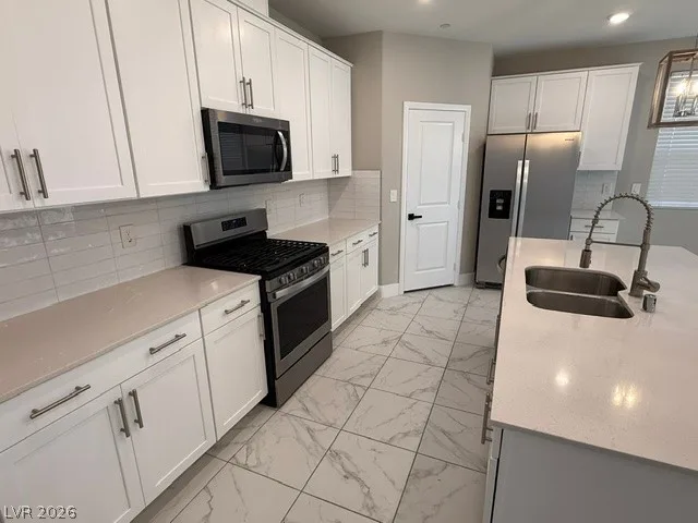 3163 Pergusa Drive — photo 2