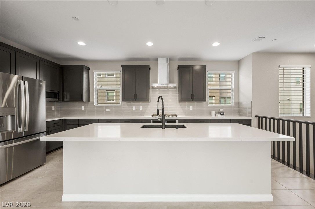 11536 Fleet Wing Avenue — photo 3