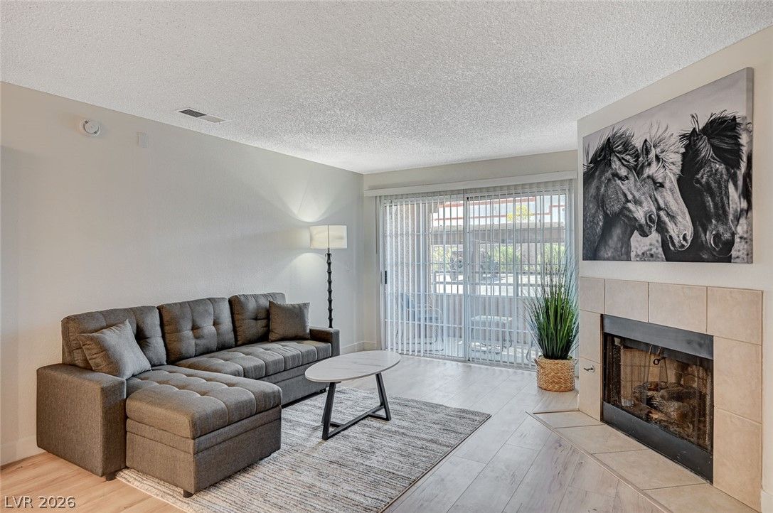 2200 South Fort Apache Road 1064 — photo 2