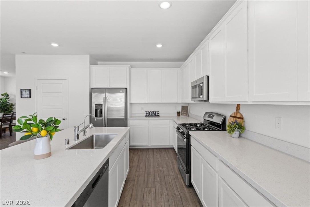 541 Preston Crest Street — photo 3